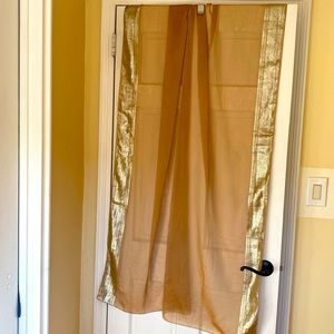 Gold-thread trimmed Holiday decor light-weight throw 6’ x 3.5’ ft.